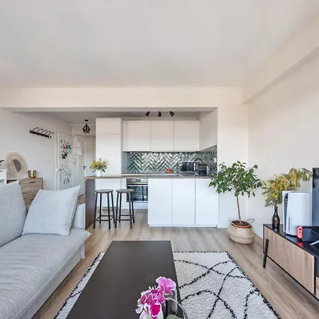 Apartment Symphonie De L'elegance A Javel By Weekome